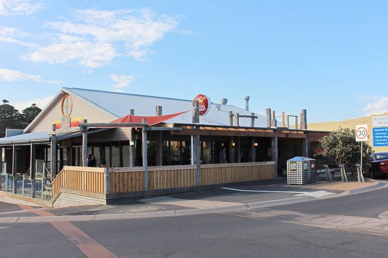 12 Rocks Cafe Se View 