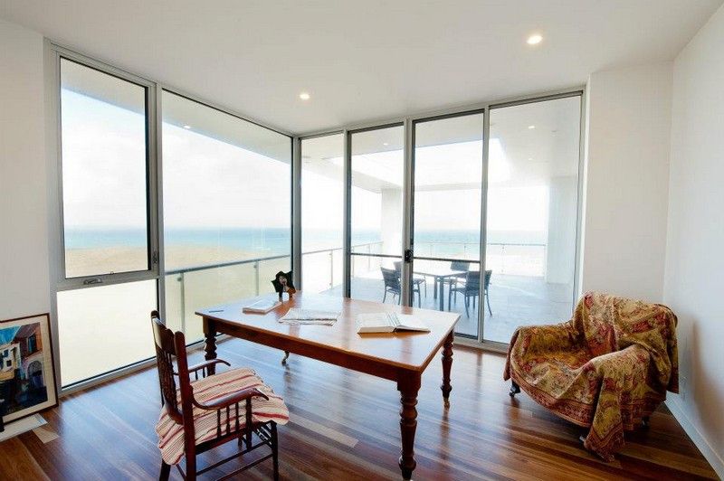 541415 341047722638970 432257601 N 1 